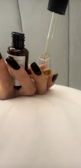 Scalp Medicine – Pente Massageador para Crescimento Capilar e Fortalecimento das Raízes